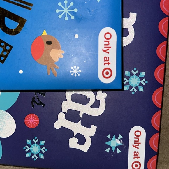 3 large holiday themed children's books. - Picture 2 of 2